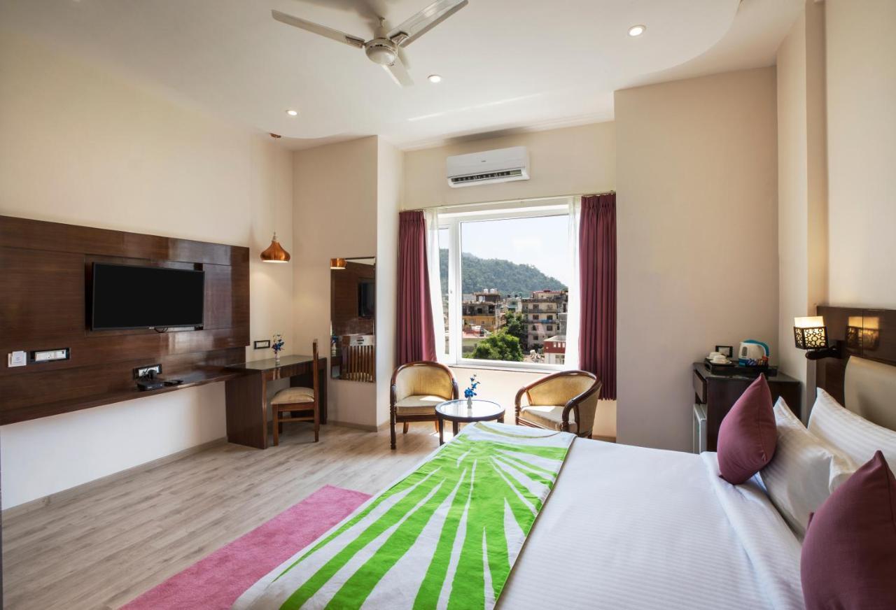 Regenta Inn On The Ganges Rishikesh Bagian luar foto