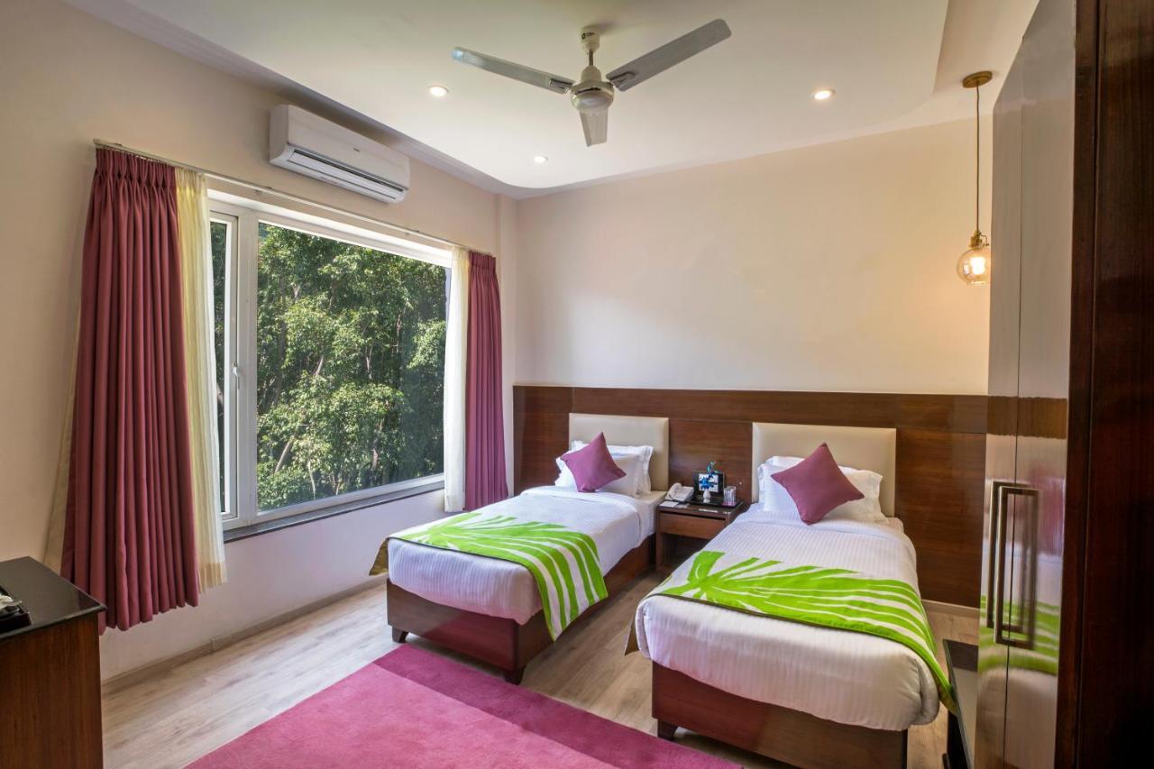 Regenta Inn On The Ganges Rishikesh Bagian luar foto