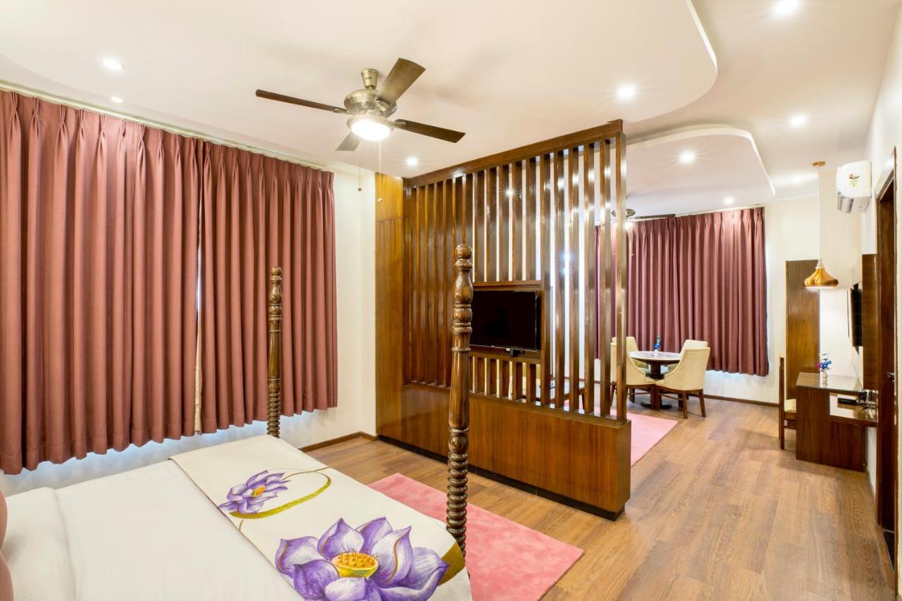 Regenta Inn On The Ganges Rishikesh Bagian luar foto
