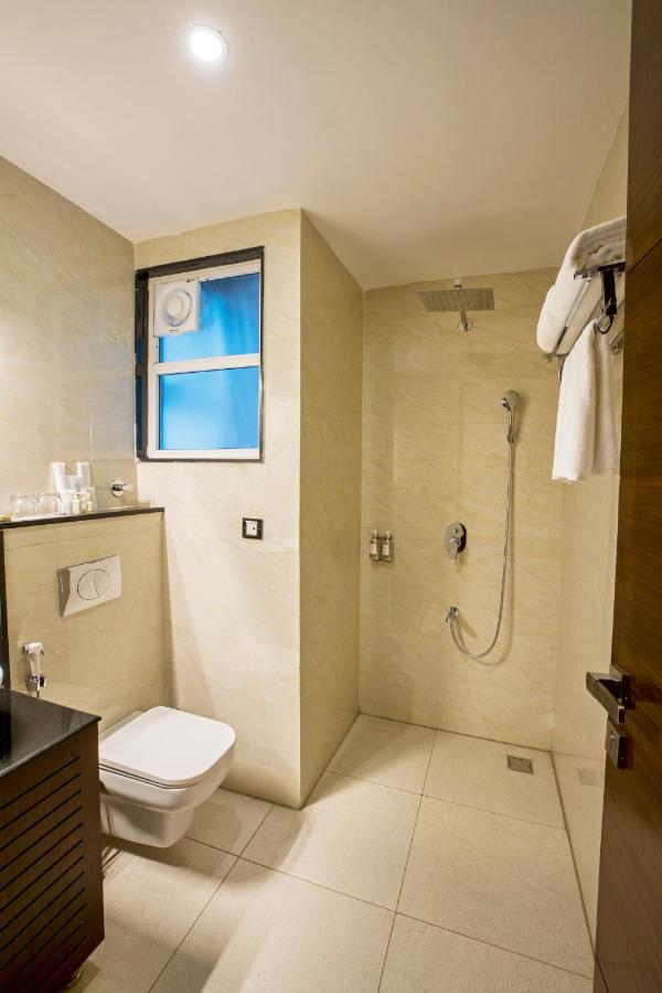 Regenta Inn On The Ganges Rishikesh Bagian luar foto