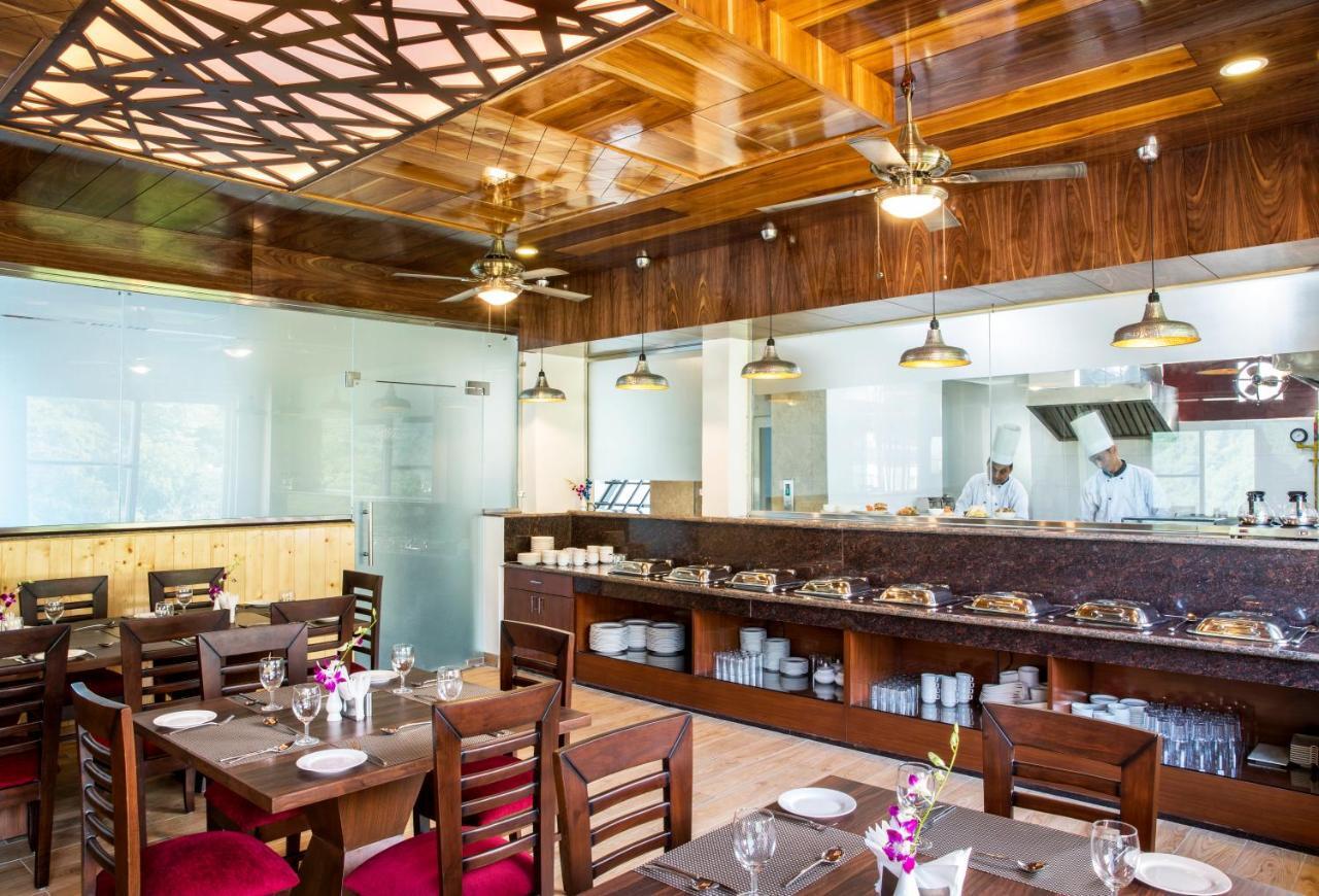 Regenta Inn On The Ganges Rishikesh Bagian luar foto